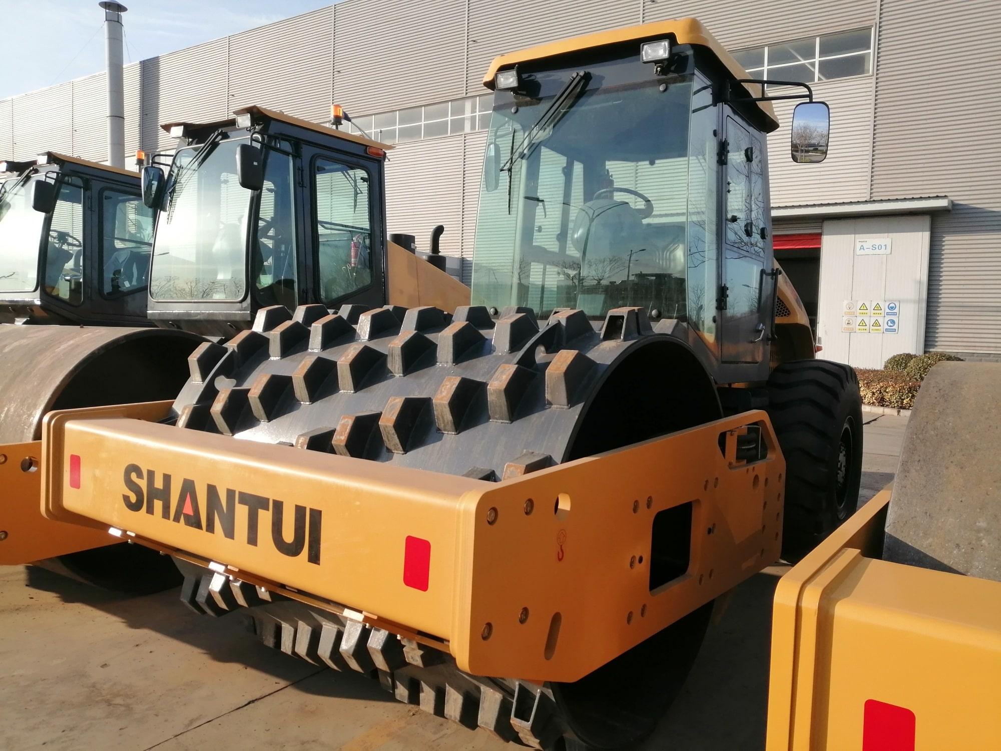 Грунтовый каток SHANTUI SR10P